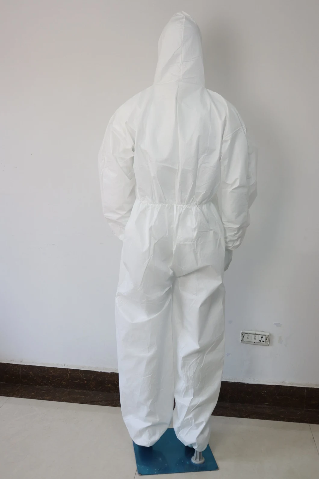 Disposable Coverall Protective Gowns, Medical Protective Suit Disposable Protective Clothing for Surgical